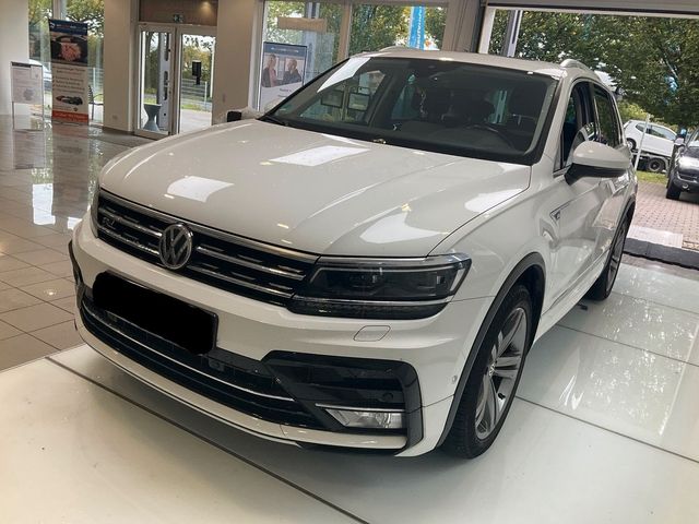 Volkswagen Tiguan2.0TDI  4M R Line LED PANO HUD VIRTUAL ACC