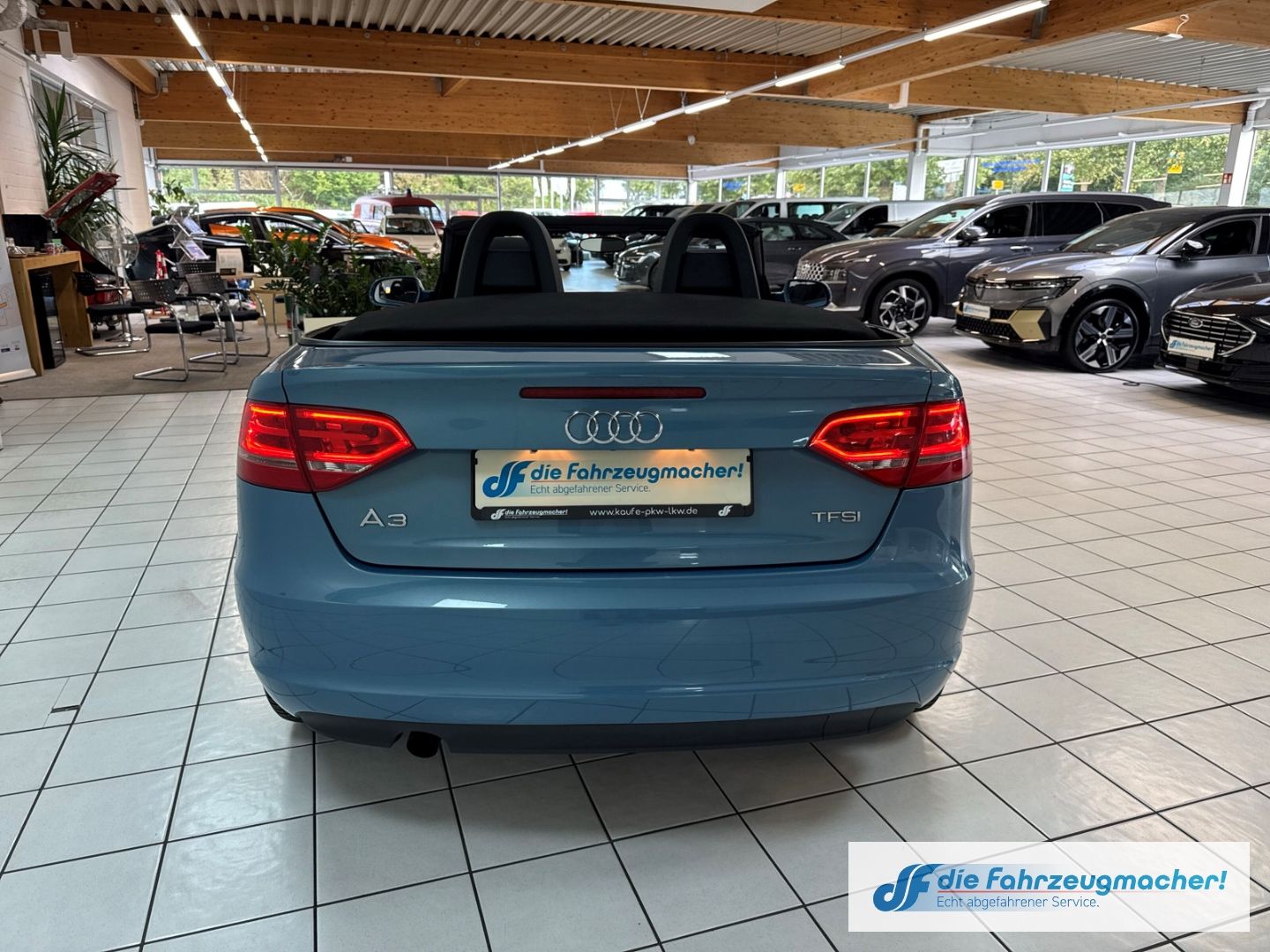 Fahrzeugabbildung Audi A3 Cabriolet Attraction 1.2 TFSI AD Alu el.SP Sp