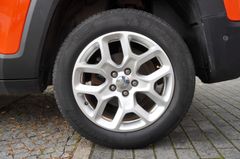 Fahrzeugabbildung Jeep Renegade Limited 4WD Carplay Navi Tempomat