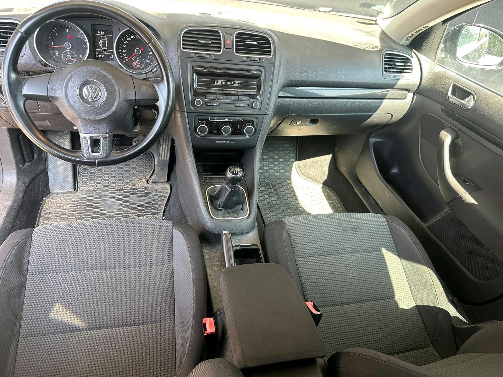 Volkswagen Golf 2011 — photo 7