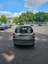 Opel Zafira 2.0 DTI 16V - - Opel Zafira aus 2003