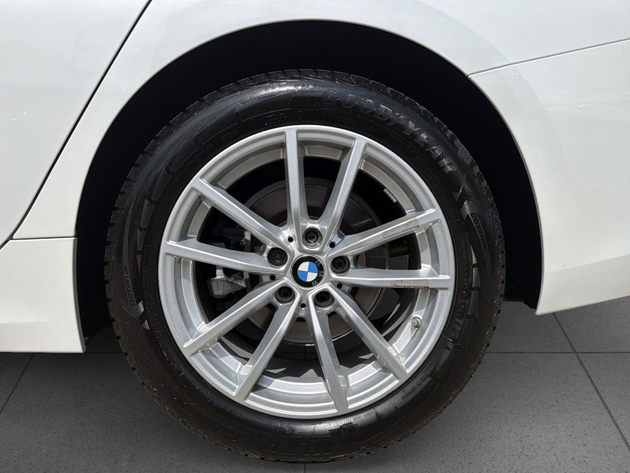 BMW 320d Lim xdrive Aut. DA,PDC,LiCo+,SHZ,LED,Tempo foto 17