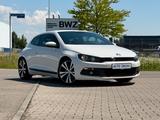 Volkswagen Scirocco 2.0 TSI DCC*DYNAUDIO*A/C*TEMP - Volkswagen Scirocco mit Benzin-Antrieb: Weiß