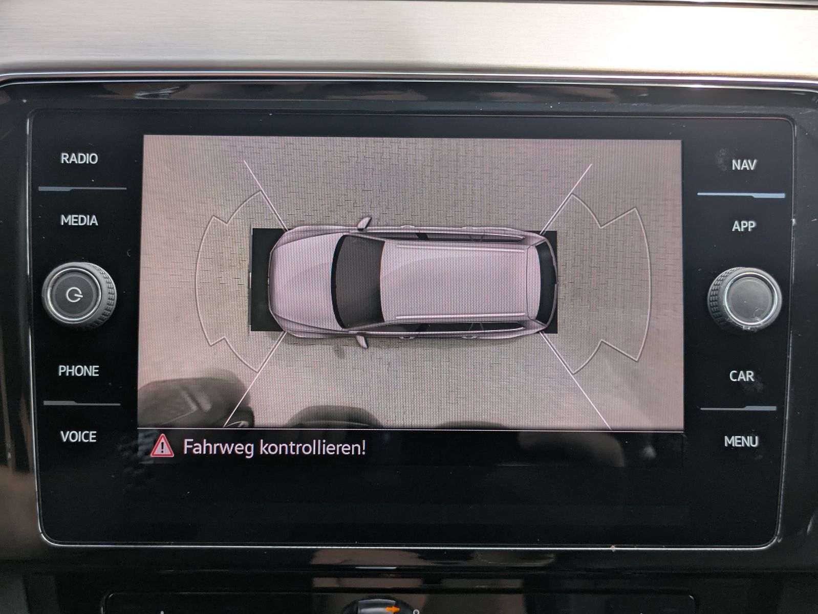 Fahrzeugabbildung Volkswagen Passat 2.0 TDI Elegance AHK*ACC*MATRIX*MASSAGE