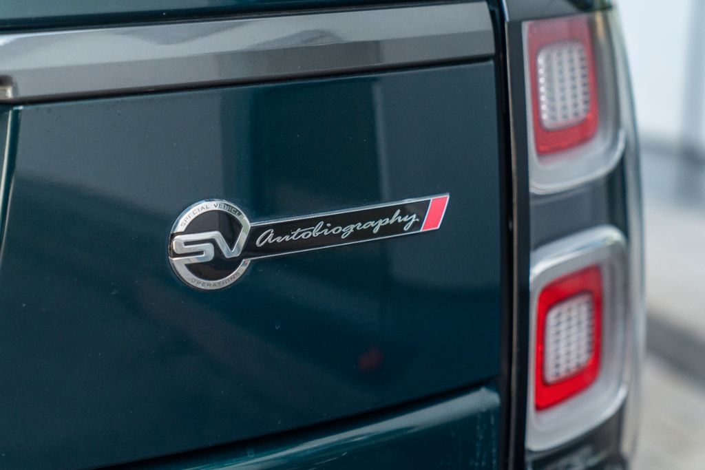 Land Rover RangeRover SV Autobiography Dynamic/ STANDHZG. Land Rover RangeRover SV Autobiography Dynamic/ STANDHZG.