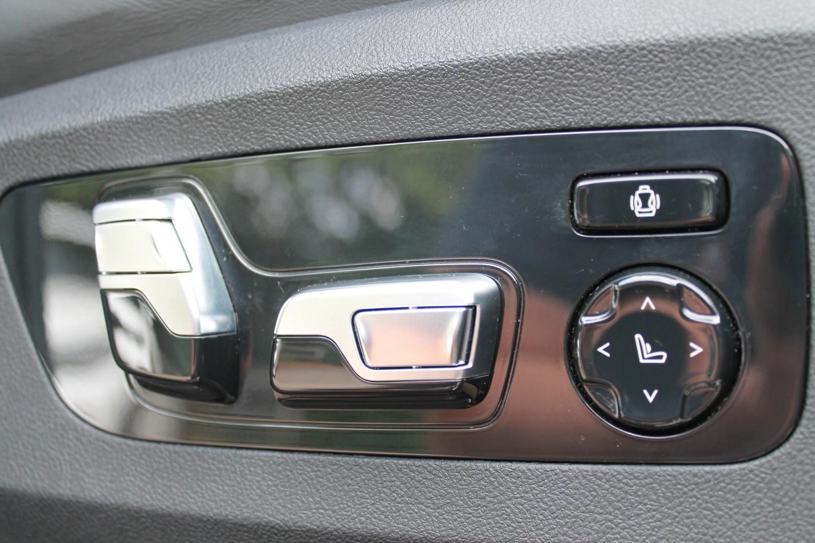 BMW X5 M60i xDrive M SPORT STANDH MASSAGE 360° VOLL
