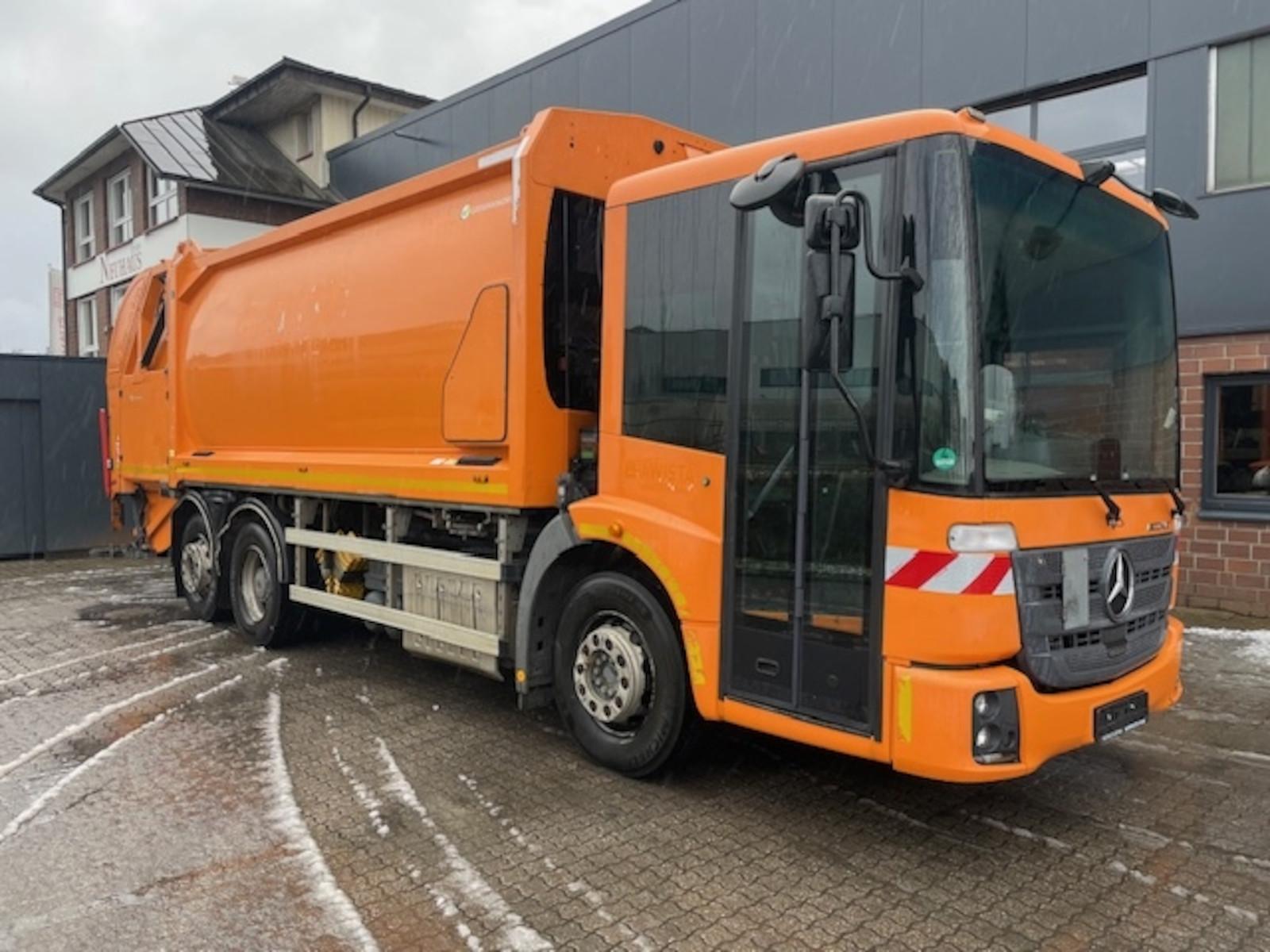 Mercedes-Benz 2635 6x2 Econic Geesink/Euro6