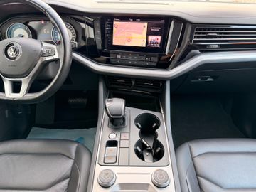 Volkswagen Touareg - 9
