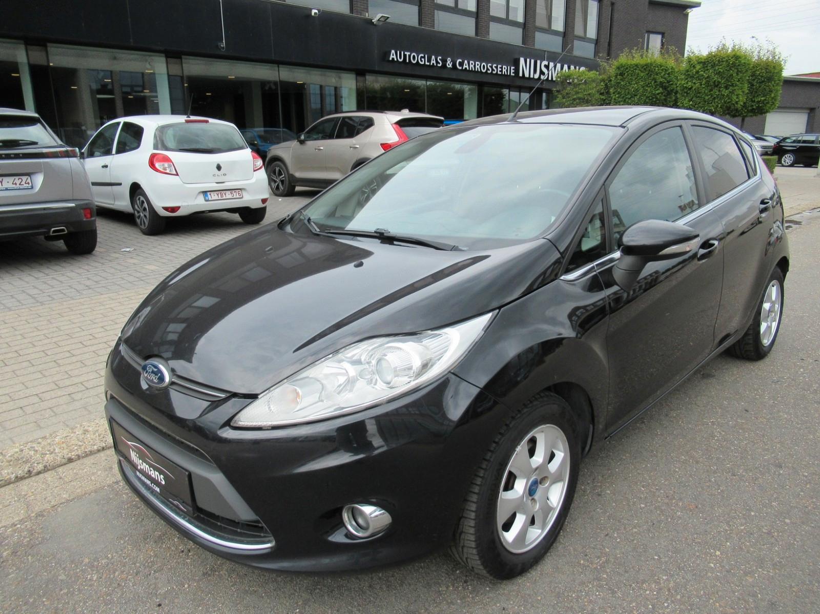 Ford Fiesta Titanium 1.6TDCi 5Tür-Klima-HÄNDLER/EXPOR