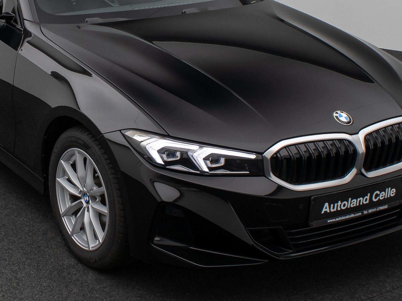 Fahrzeugabbildung BMW 318i Kamera DAB Widscreen Geschwindigkeitsreg