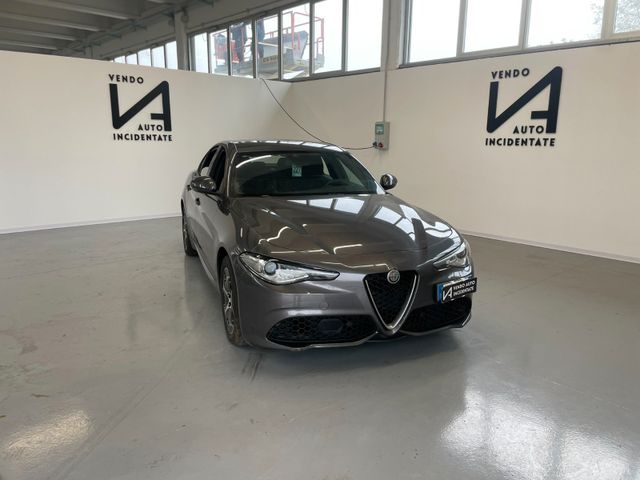 Alfa Romeo GIULIA 2.2 DIESEL 160CV AT8 BUSINESS  *FLOODED*