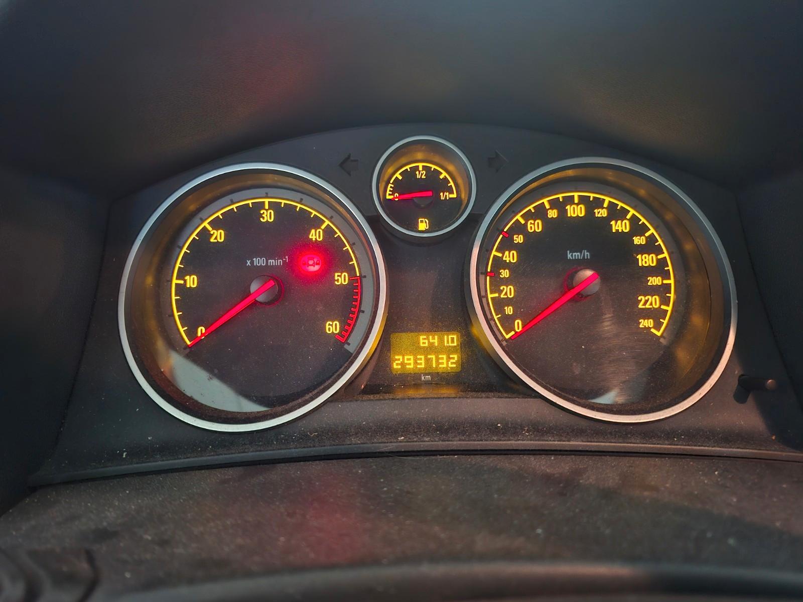 Opel Astra 2009 — photo 5