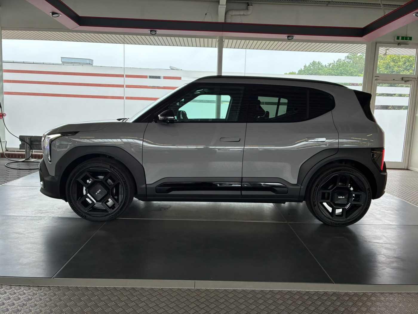 Kia EV2 61kWh Black-Line 4S 22AC DWP COM GD STY