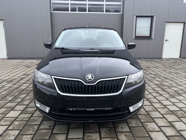 Skoda Rapid Spaceback Ambition/KLIMA/SHZ/PDC/Insp.Neu!