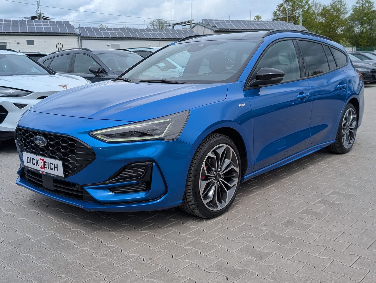 Fahrzeugabbildung Ford Focus 1.0 ST-Line X MATRIX*B&amp;O*ACC*KAM*APP*LHZ