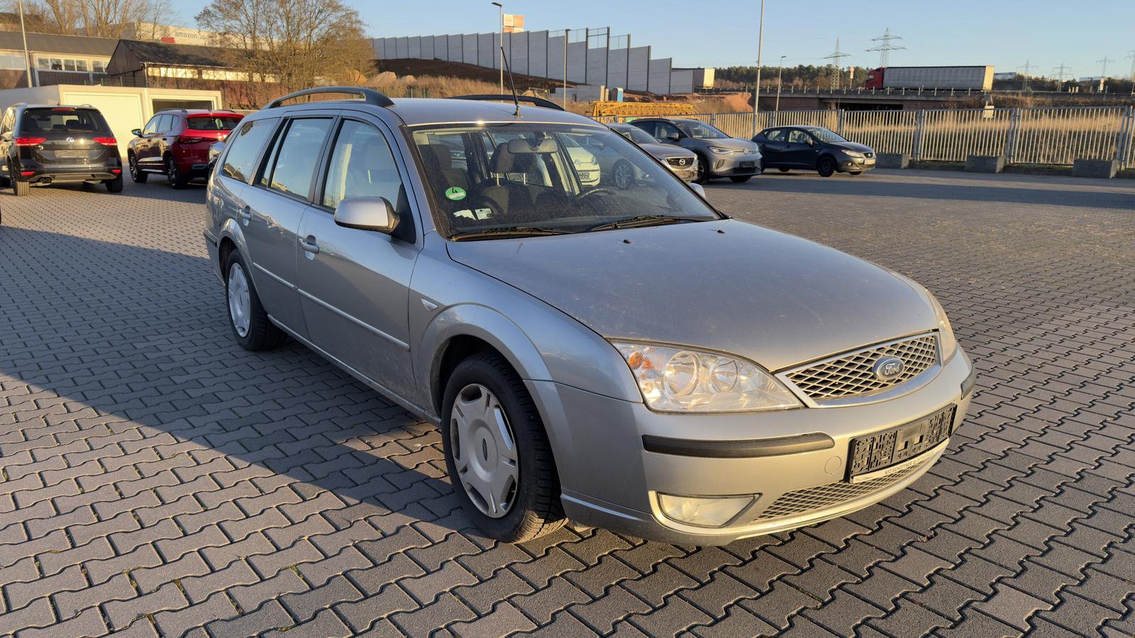 Ford Mondeo 1.8 Futura X 8 Fach/Klimaa./Navi/Telefon/