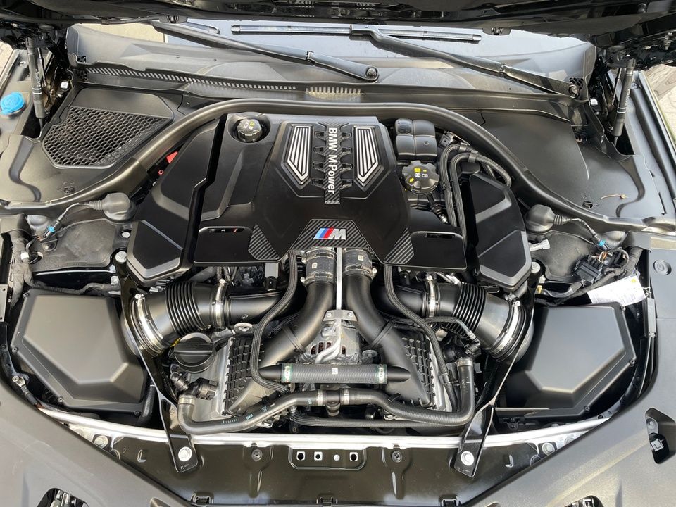 BMW M8 - Bild 20