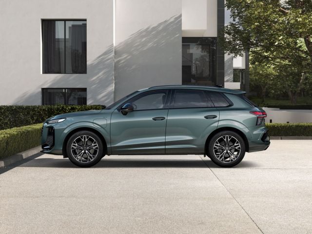 Q3 SUV e-hybrid MJ 2026 S-tr. - S-line*Tech+*LED