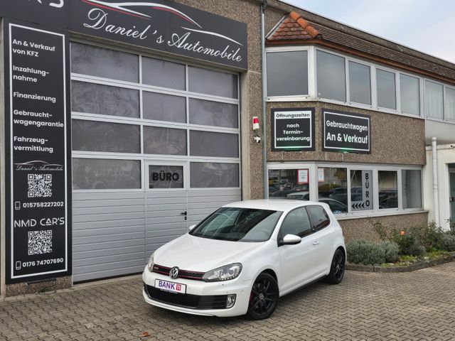 Volkswagen Golf VI GTI ADIDAS