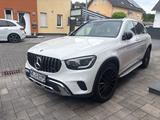 Mercedes-Benz GLC 220 d 4MATIC Autom. - - Mercedes-Benz GLC 220: Von Privat
