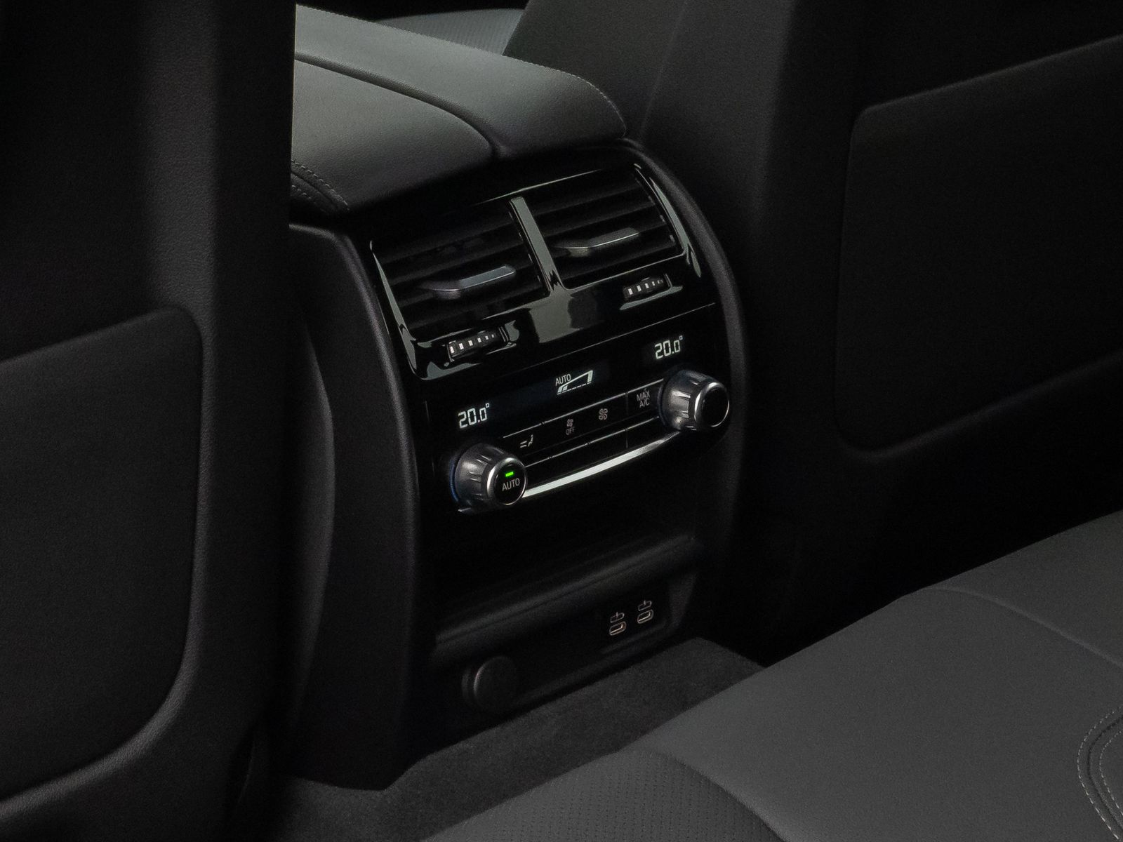 Fahrzeugabbildung BMW 540d xD M SportPro Kamera Laser HUD DAB HiFi 19"
