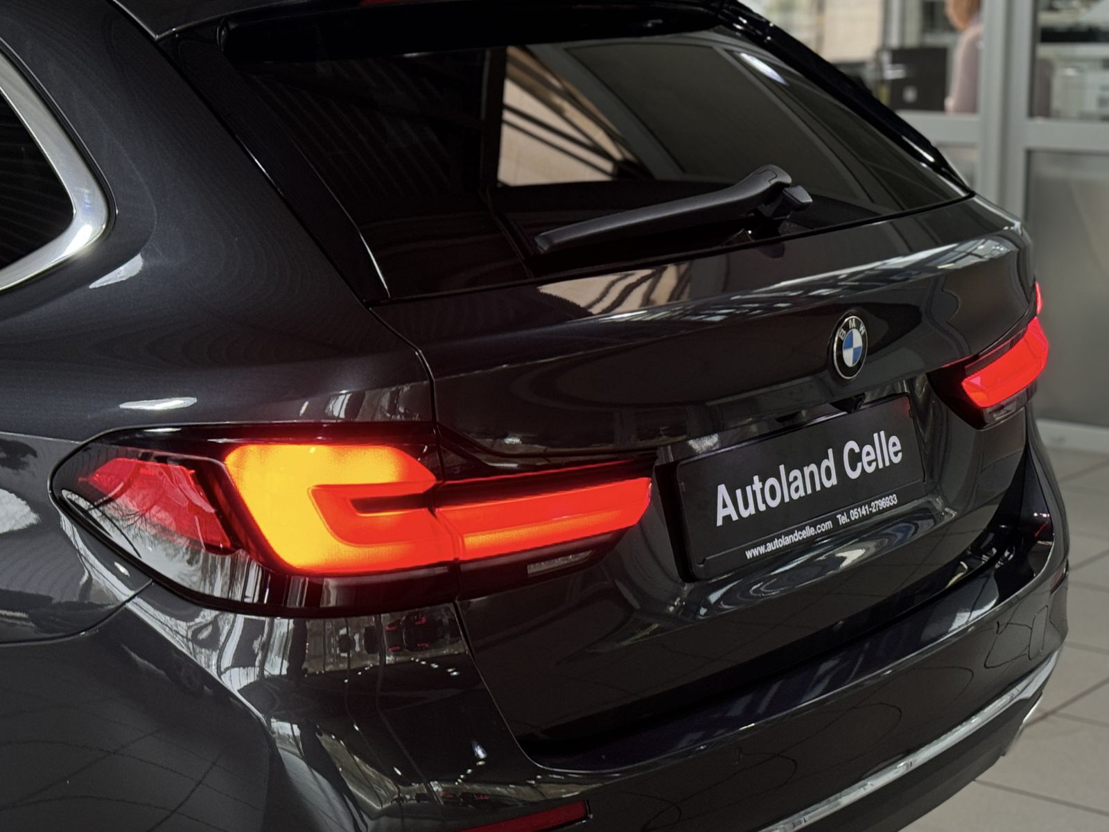 Fahrzeugabbildung BMW 520d LuxuryLine Kamera Laser HUD DAB Komfort