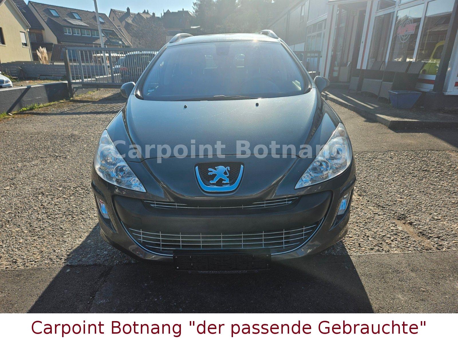 Peugeot 308 2009 — вигляд ззаду