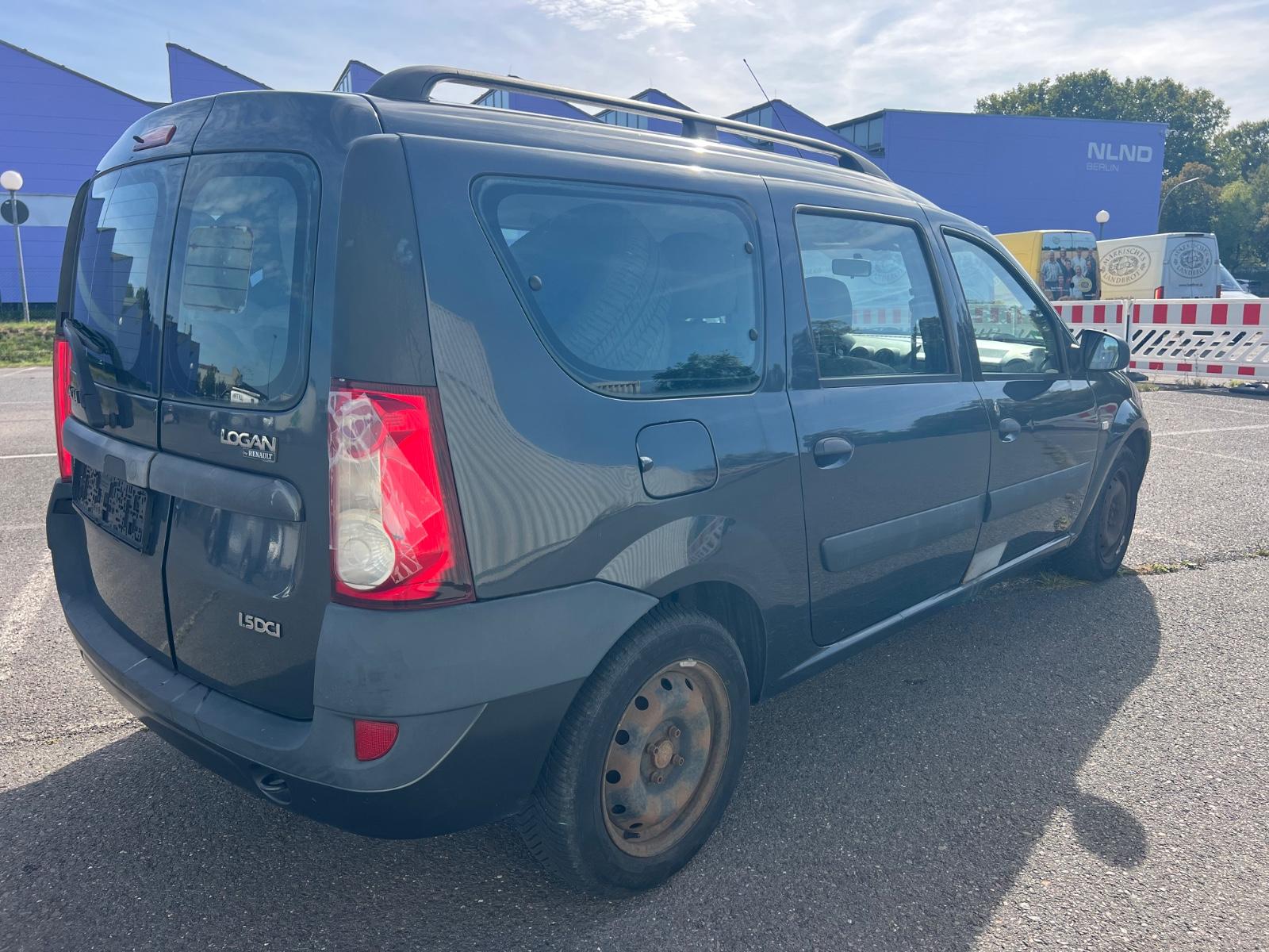 Dacia Logan 2009 — photo 8