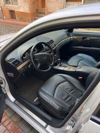 صورة 7 لـ 2007 Mercedes-BENZ E 280