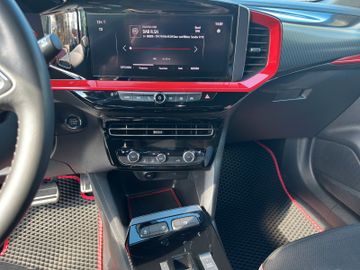Fotografie des Opel Mokka GS Line AT Kamera LED Sitzheizung
