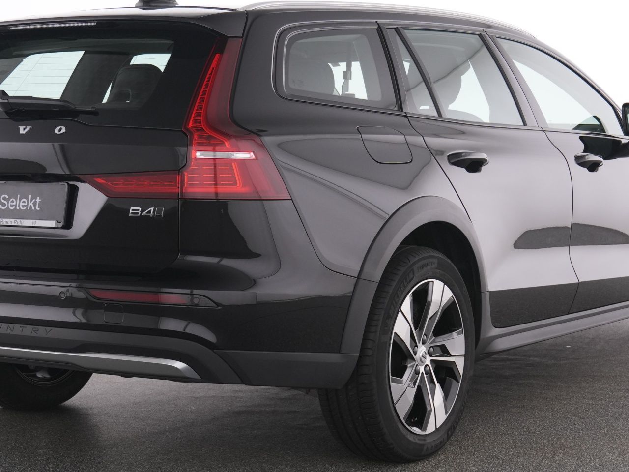 Volvo V60 Cross Country B4 AWD Plus+MEMRY+DAB+KAM foto 10