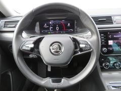 SKODA Superb Combi 2.0 TDI Ambition DSG AHK RFK ACC SKODA Superb Combi 2.0 TDI Ambition DSG AHK RFK ACC