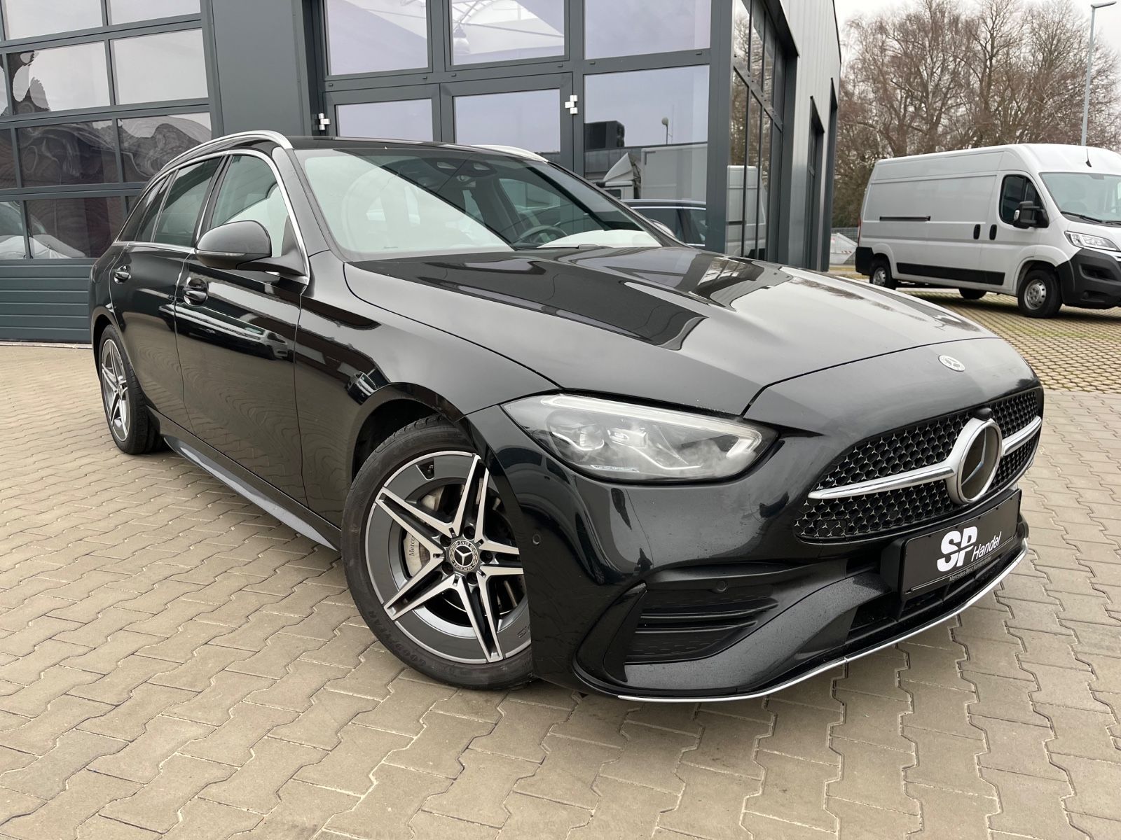 MERCEDES-BENZ C 300 Td AMG ADVANCED+ FAP+ AHK HuD RFK MEMORY
