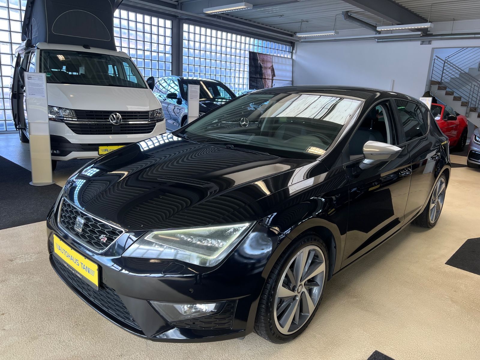 Fahrzeugabbildung SEAT Leon FR 2.0 TDI DSG *LED*NAVI* 1.HAND*