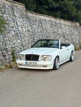 Mercedes-Benz Mercedes E-320 Cabrio W-124 AMG - Mercedes-Benz E 320 in Stuttgart