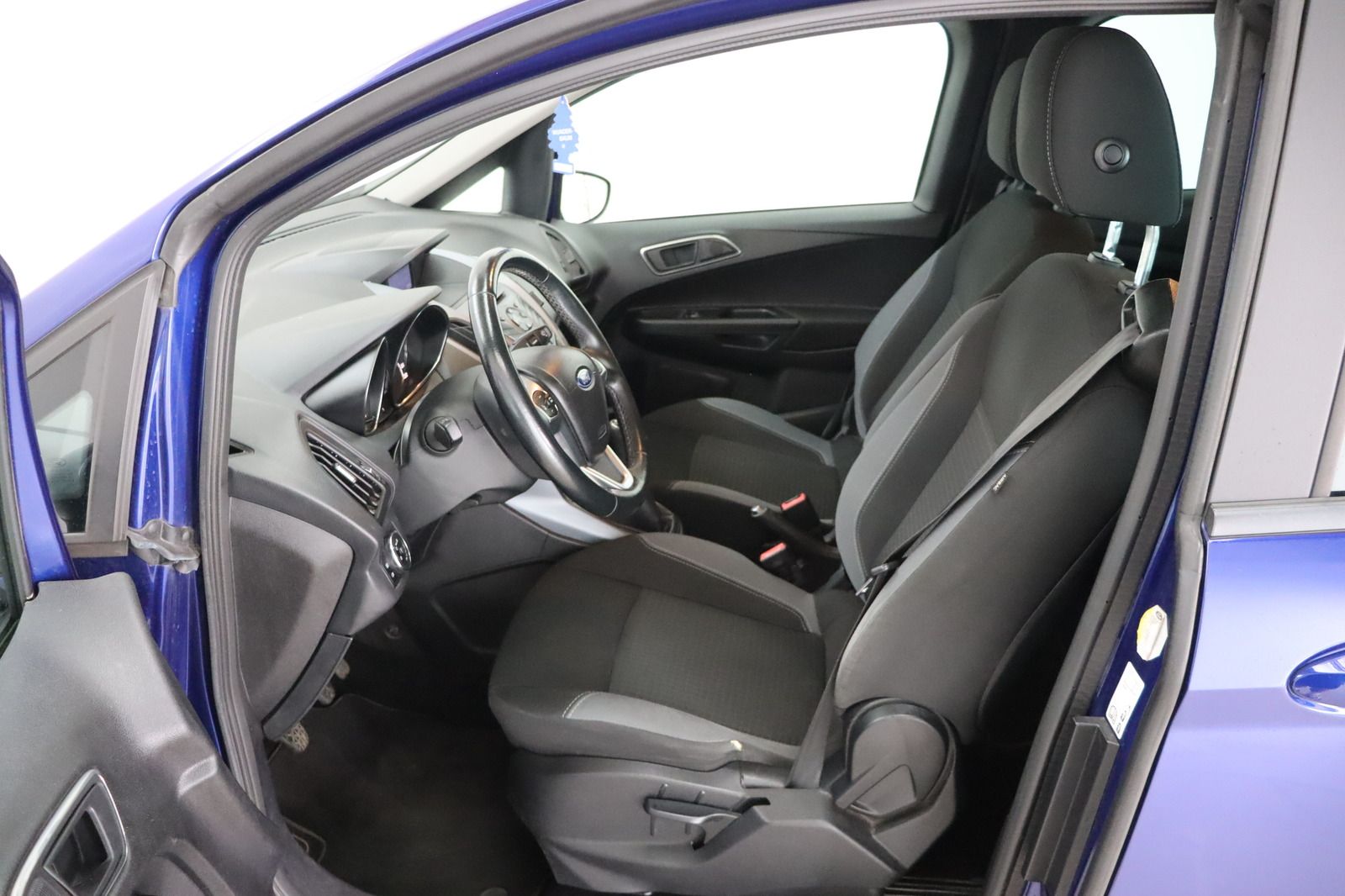 Fahrzeugabbildung Ford B-Max SYNC Edition * Navi * SHZ * PDC