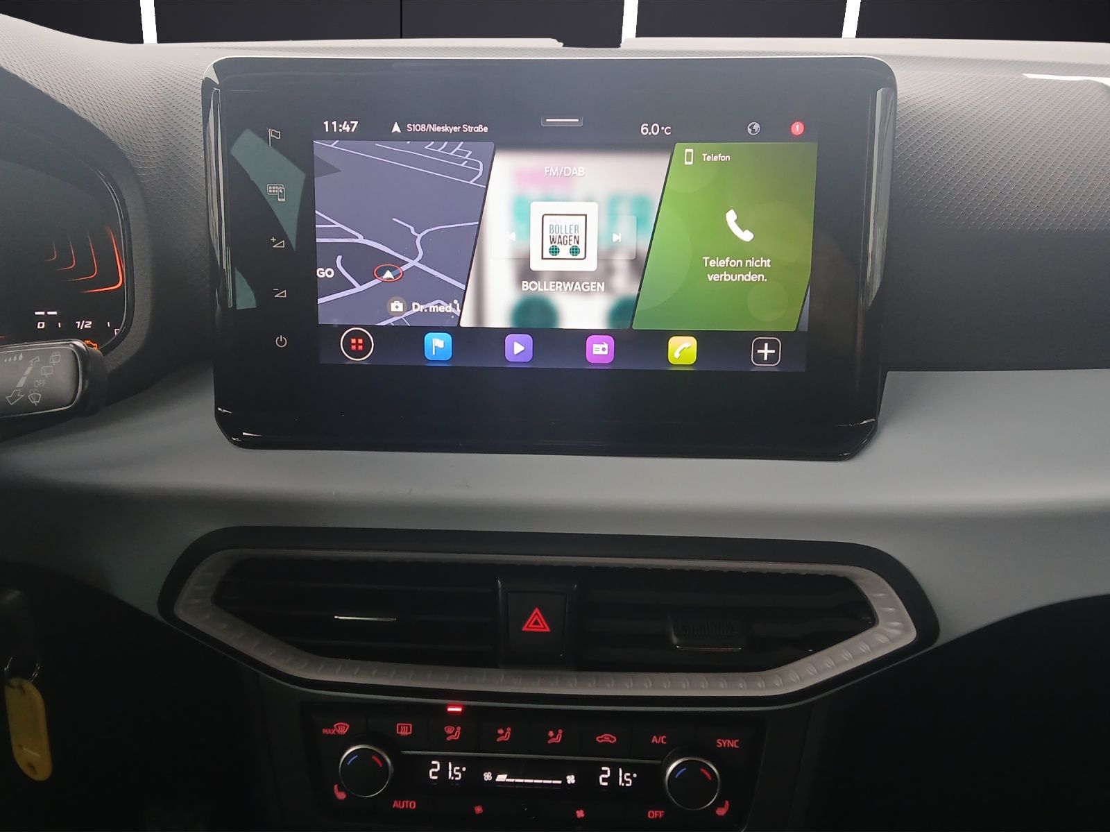 Fahrzeugabbildung SEAT Ibiza TSI Road-Edition LED Navi VC ACC  RFK SH L