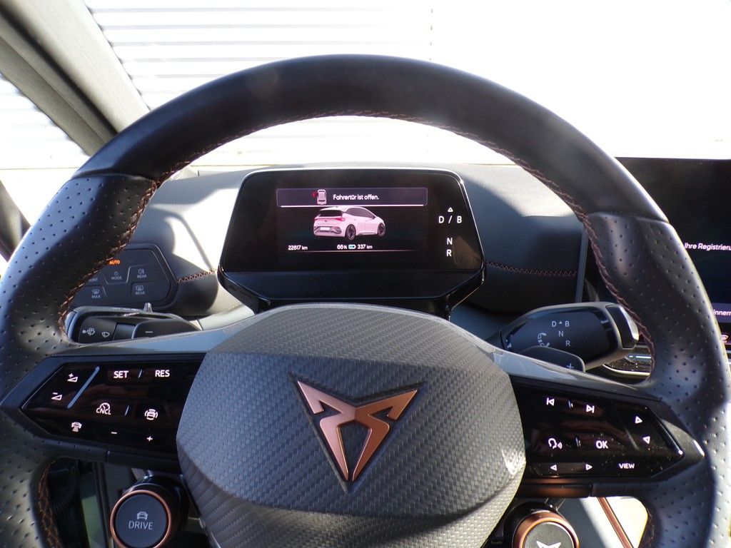 Fahrzeugabbildung CUPRA Born VZ