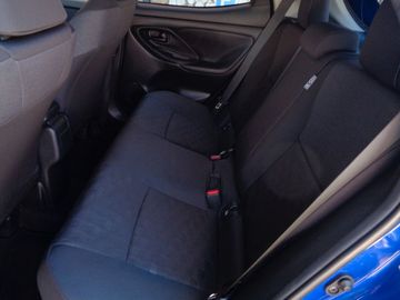 Toyota Yaris - 10