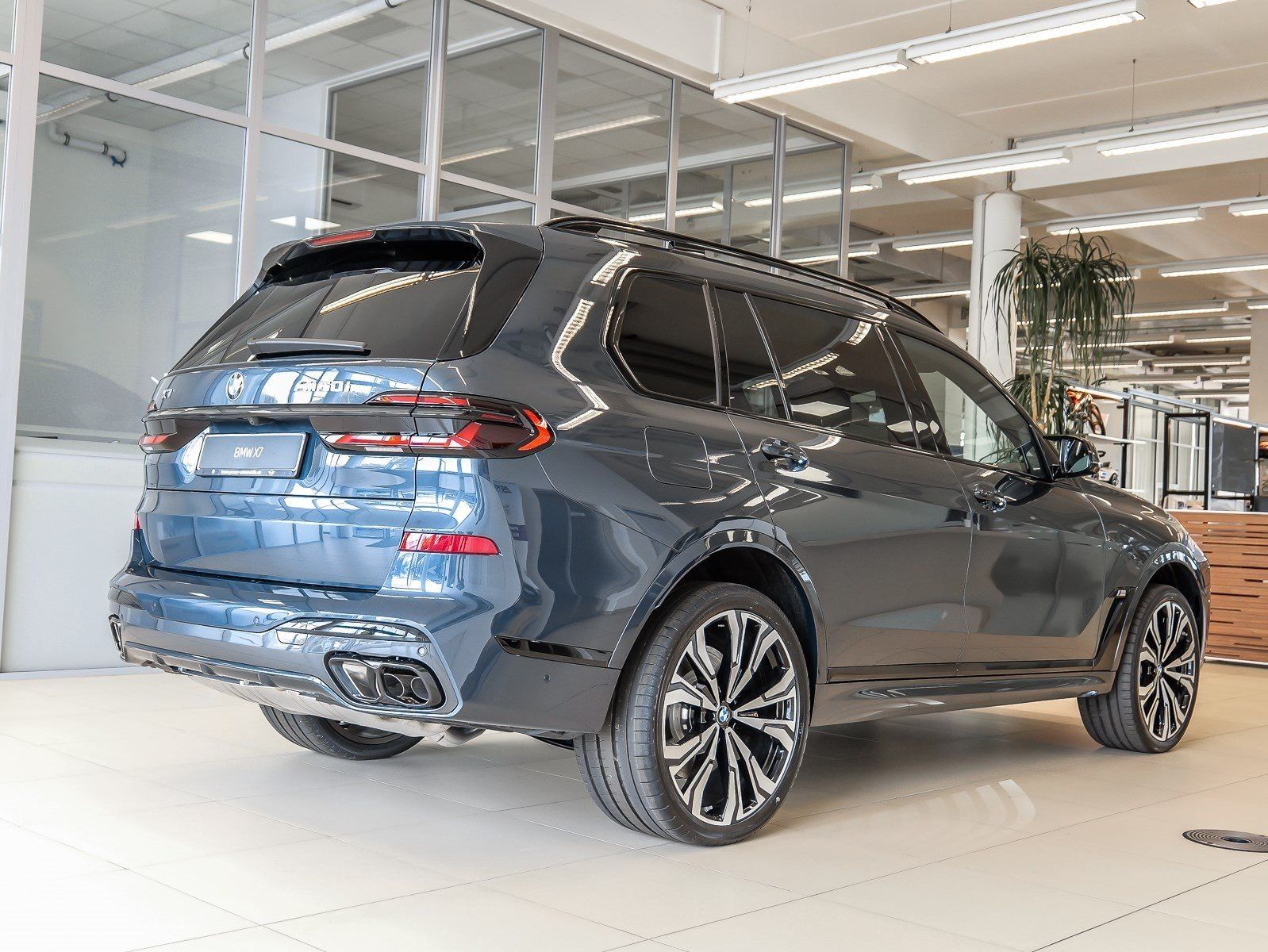 BMW X7 M60 - Bild 2