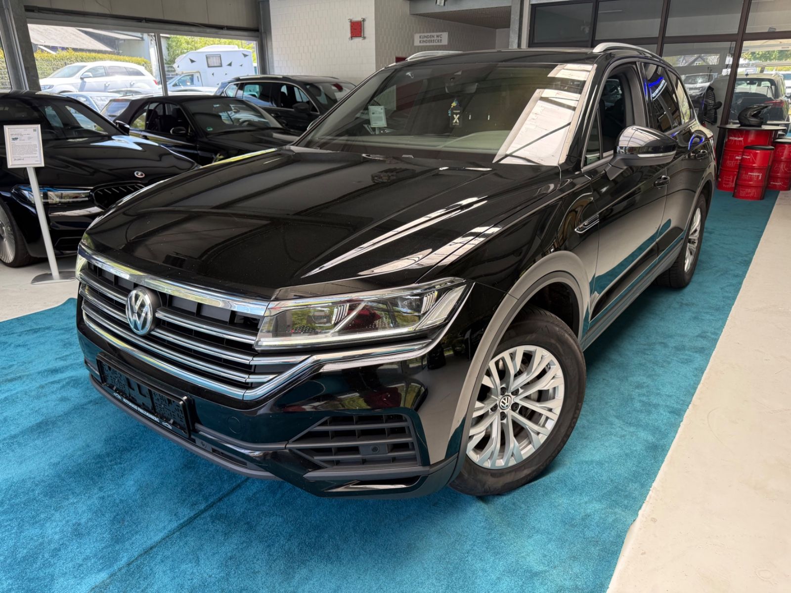 VW Touareg Basis 4Motion*NAVI*ACC*PANO