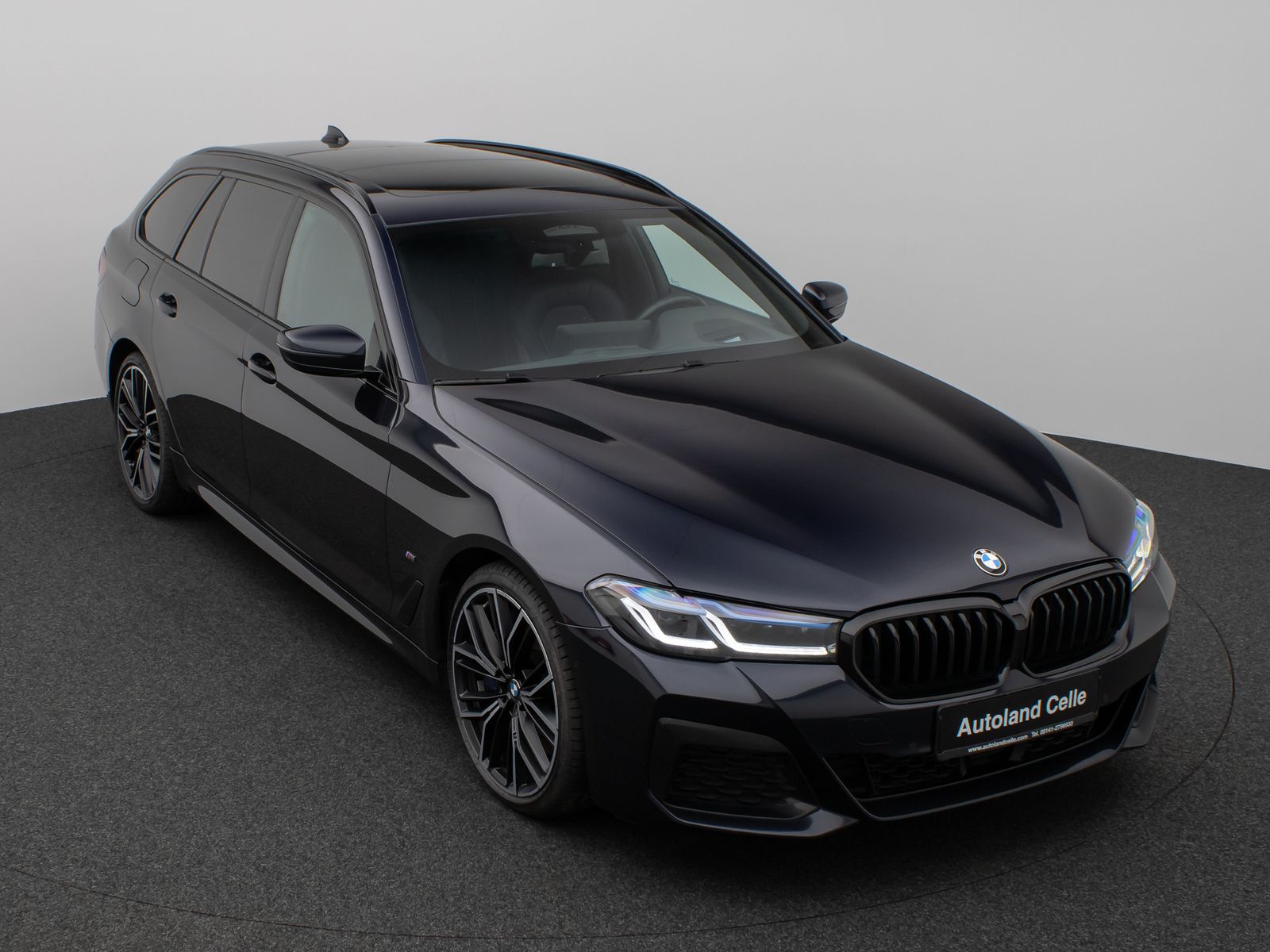 Fahrzeugabbildung BMW 540d xD M Sport Panoram Kamera Laser HUD DAB H/K