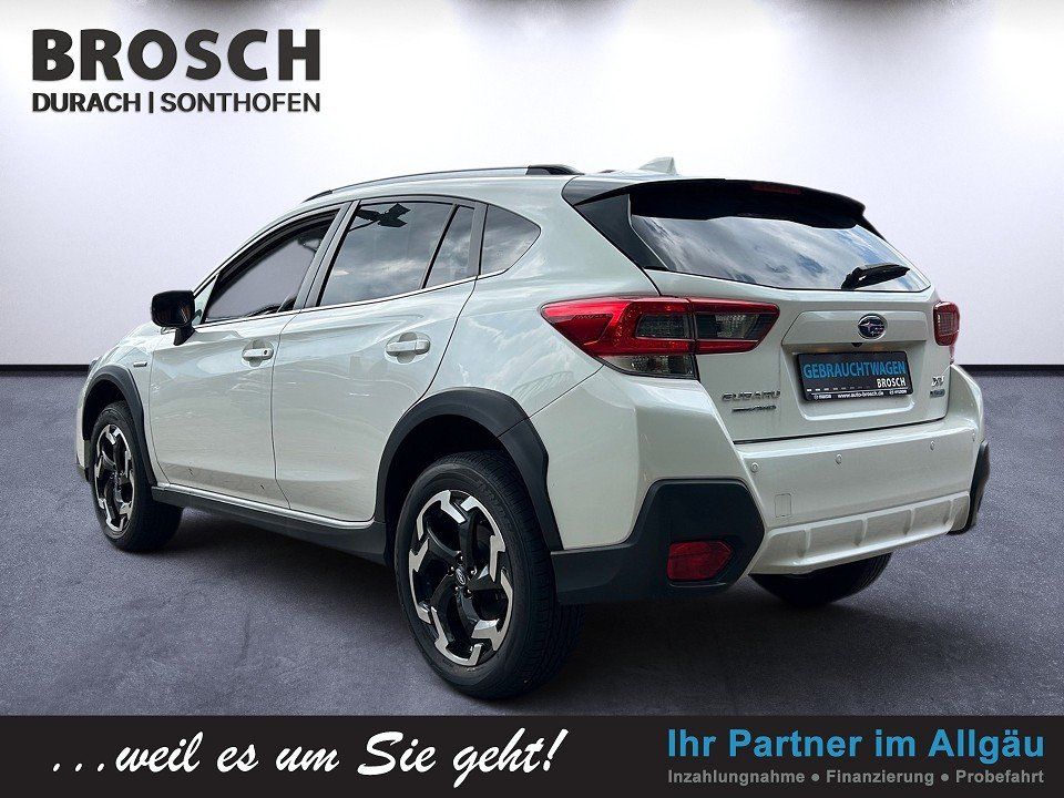 Fahrzeugabbildung Subaru XV 2.0ie 4WD e-BOXER PLATINUM LINEARTRONIC LEDER