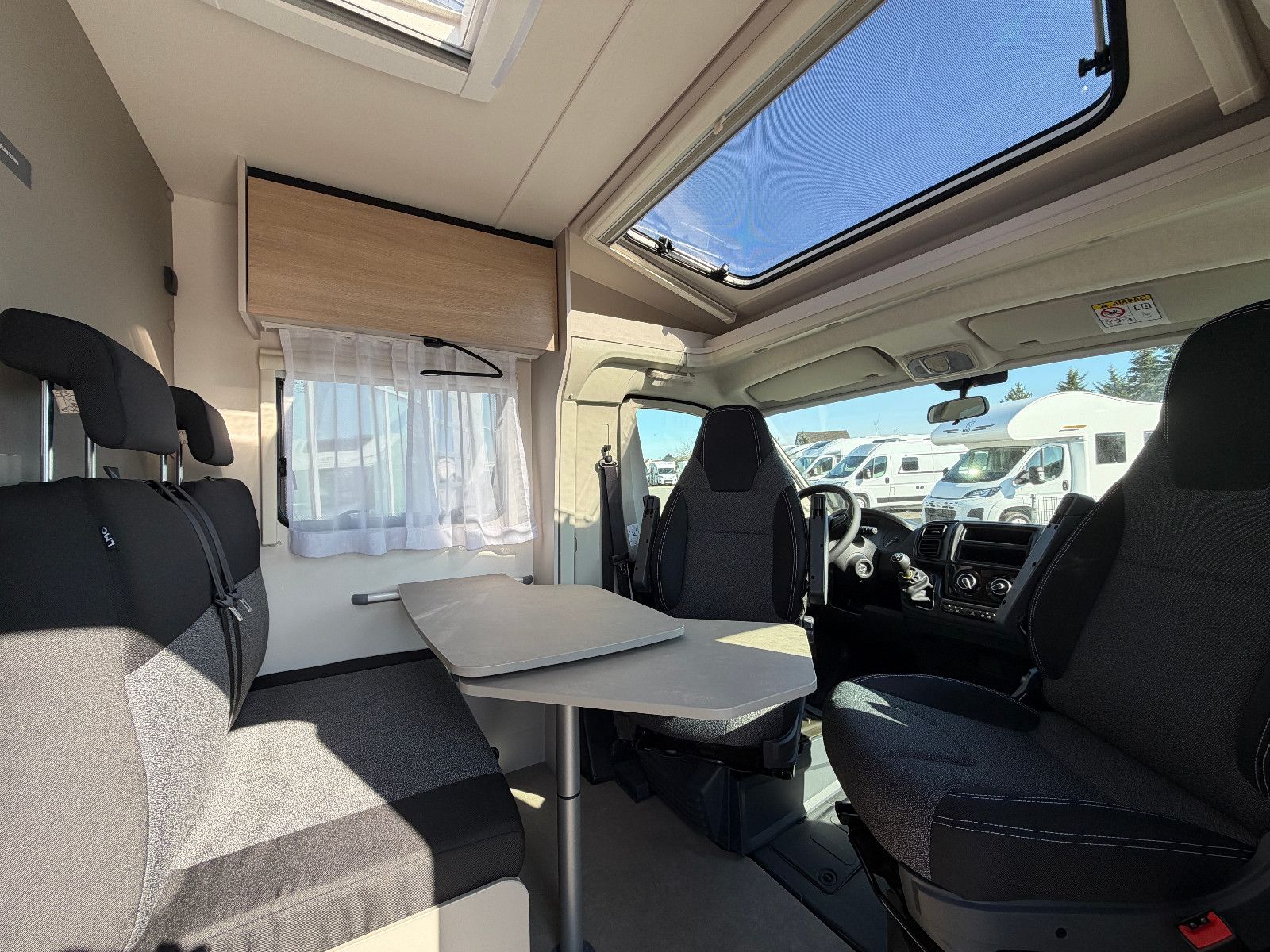 Fahrzeugabbildung LMC Tracer 670 V - 10.499€ sparen!