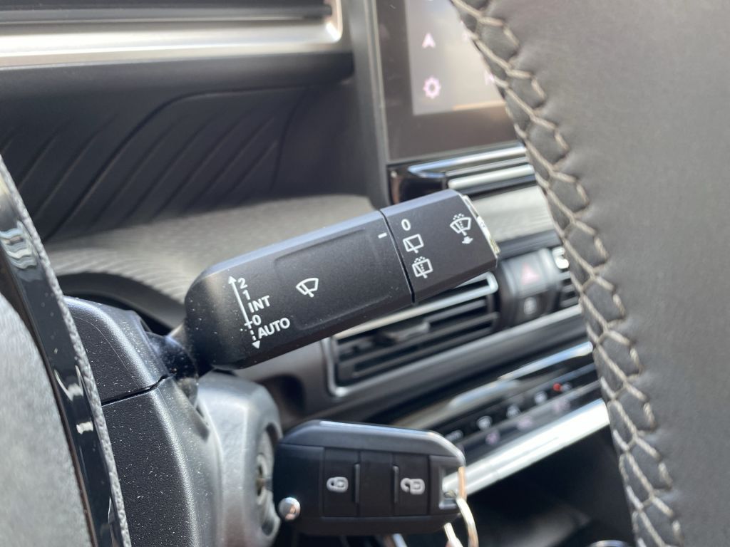 Fahrzeugabbildung Citroën e-C3 Aircross MAX *11KW Lader*Navi*Allwetter*Cam