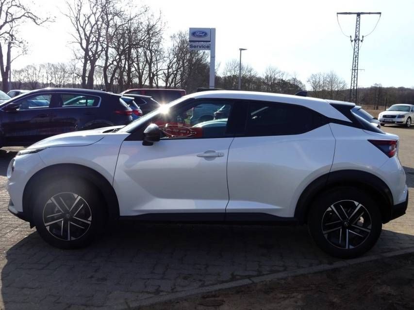 Fahrzeugabbildung Nissan JUKE 1.0 DIG-T Automatik Navi Frontscheibenheizu