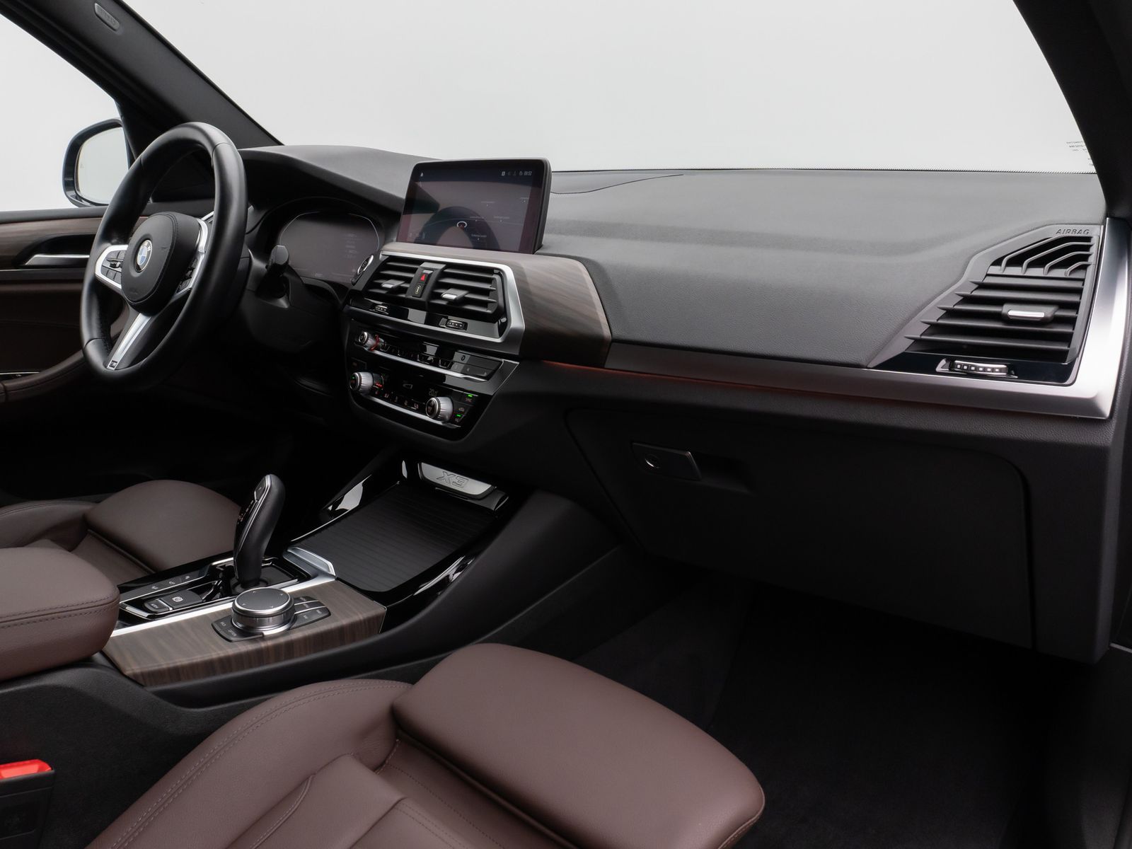 Fahrzeugabbildung BMW X3 xD20d xLine 360°HUD DAB HiFi Alarm Komfort