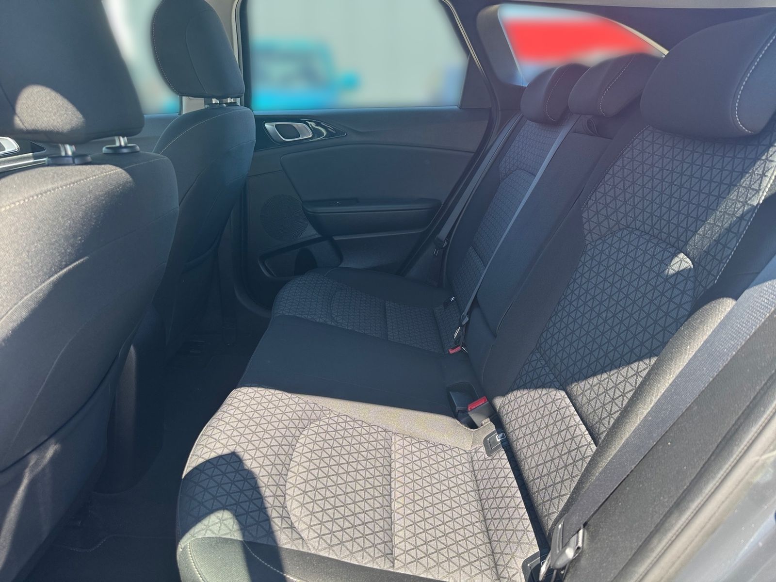 Fahrzeugabbildung Kia CEED_SW 1.5T DCT7 VISION KOMF NAV