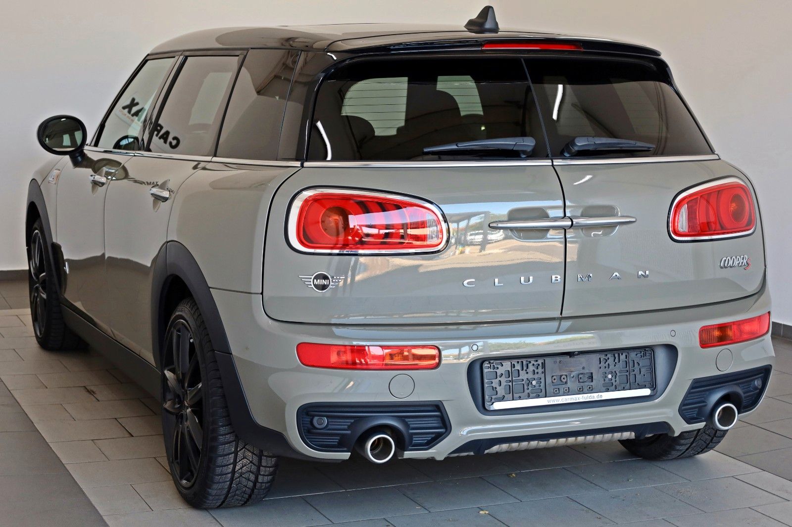 Fahrzeugabbildung MINI Clubman Cooper S All4 JCW Leder,Navi,LED,PanDach