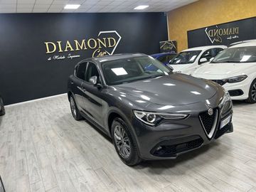Alfa-Romeo Stelvio - 10